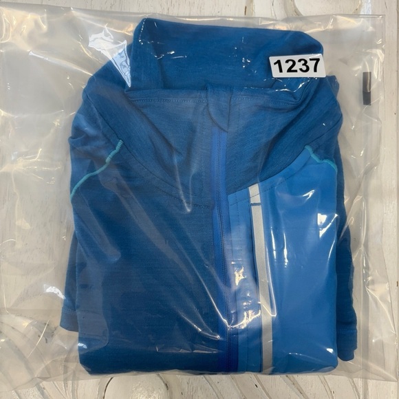 New Balance Sweater Blue 1/4 Zip Pocket Merino Wool Blend Pullover XS - Picture 9 of 9